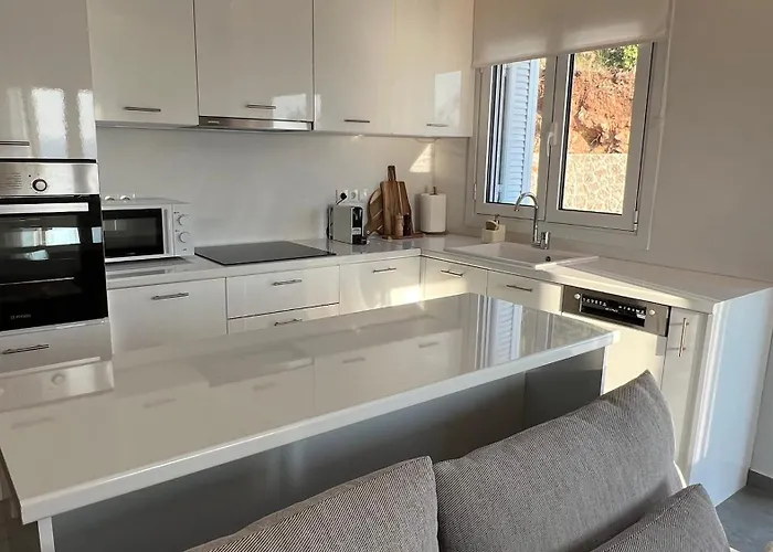 Petra Mare Willa Ano Pavliana